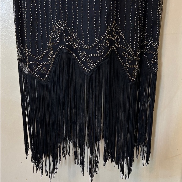 Babeyond Black and Gold 1920’s Fringe Flapper dress size M - Picture 6 of 16